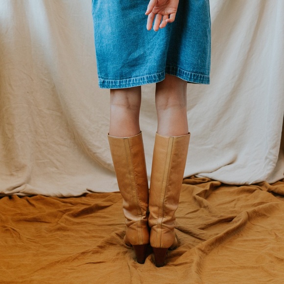 Knee High Camel Leather Boots Bally - Picture 9 of 10